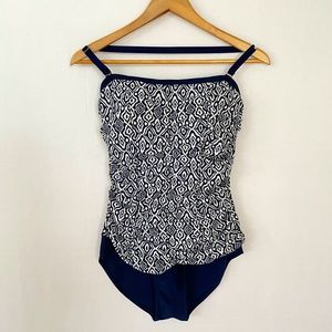 JONES NEW YORK Women's Size 12 One Piece Swimsuit Blue White Ikat